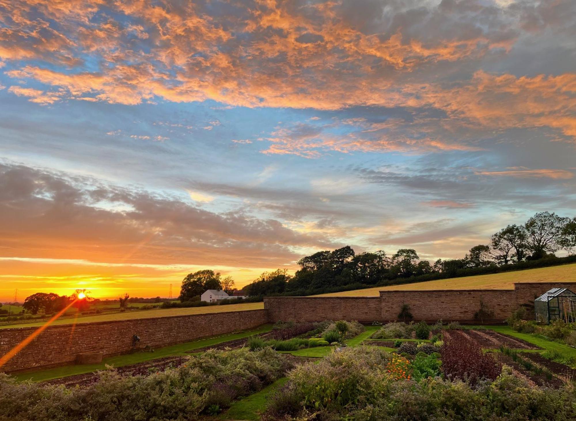 Hotel Farlam Hall & Restaurant 4*